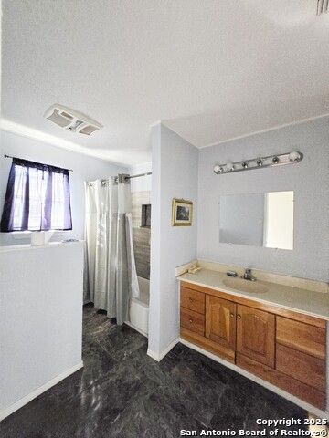 254 Bank Property Photo 17