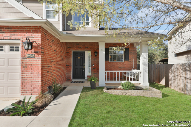 22242 Goldcrest Property Photo 2