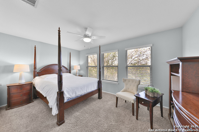 22242 Goldcrest Property Photo 24