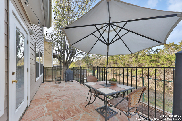 22242 Goldcrest Property Photo 29
