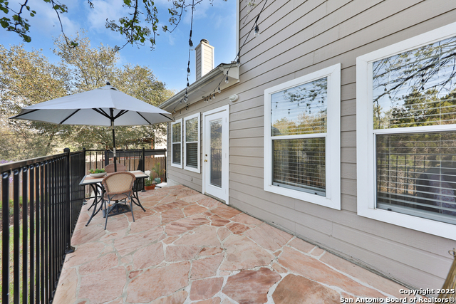 22242 Goldcrest Property Photo 30