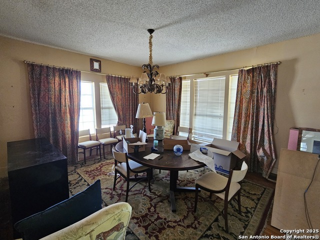 208 Eleanor Ave Property Photo 18
