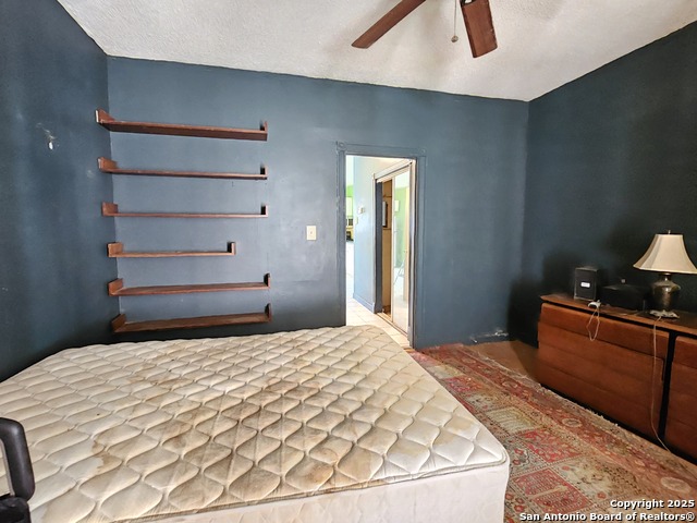 208 Eleanor Ave Property Photo 29