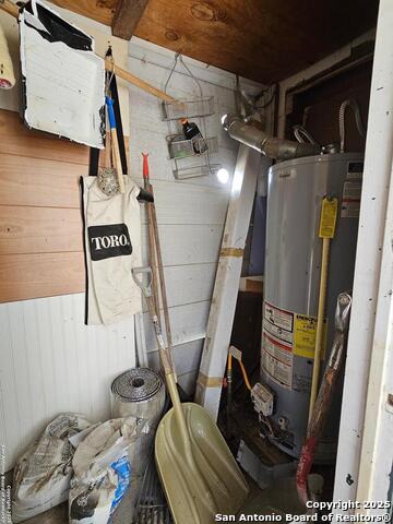 208 Eleanor Ave Property Photo 33