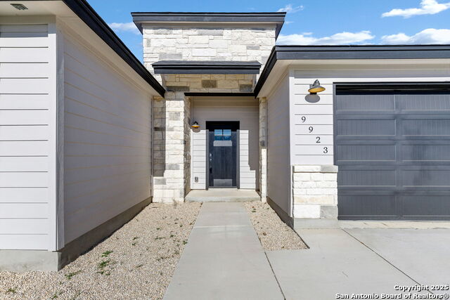 9923 Loma Alta Property Photo 8
