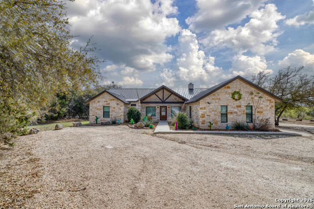 264 Mountain Laurel Ln Property Photo