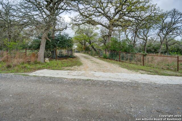 140 Guadalupe Ranch Ln Property Photo 1