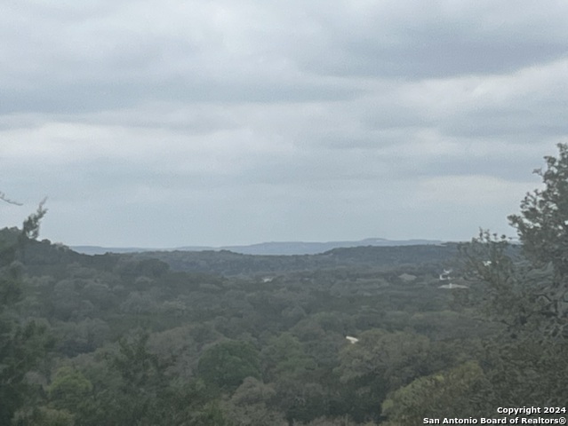 192 Macaw Ln Property Photo 6