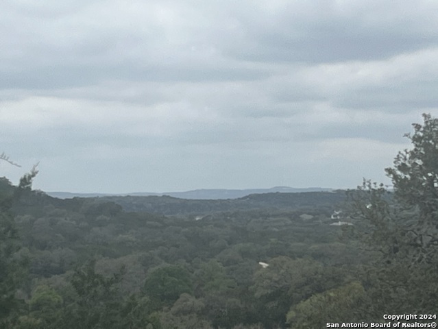 192 Macaw Ln Property Photo 8