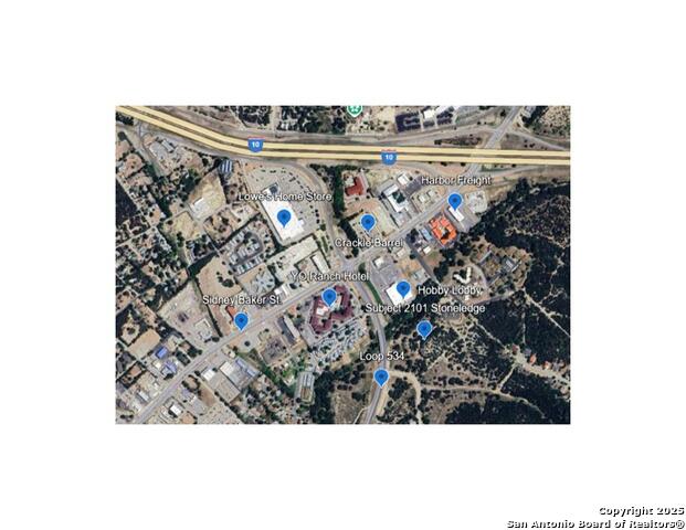2101 N Stoneledge Dr Property Photo 6