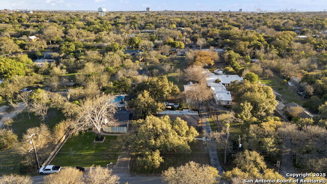 262 Rockhill Dr Property Photo 10