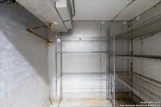 1200 Hwy 59 Property Photo 20