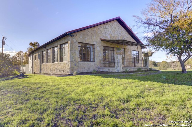 551 Fm 337 Property Photo