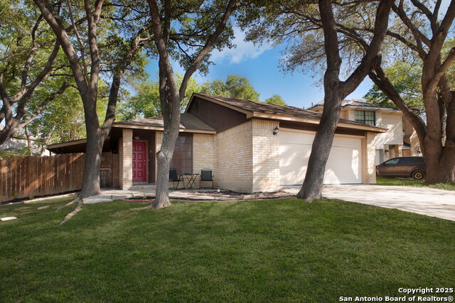 15027 Eagle Run Property Photo 1