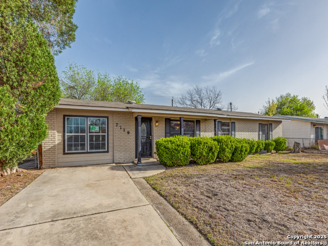 Hull Mary Real Estate Listings Main Image