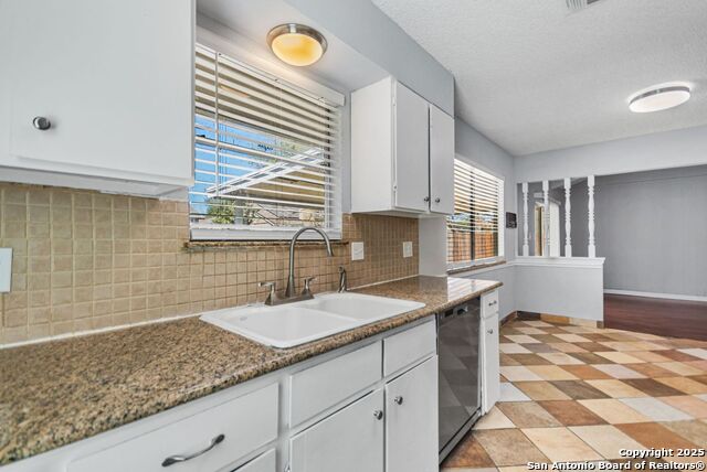 12027 El Sendero Property Photo 12