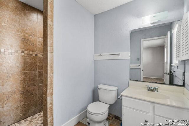 12027 El Sendero Property Photo 19