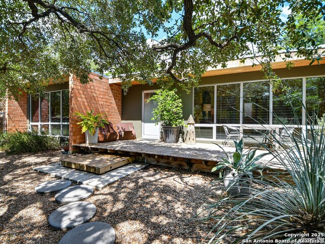 605 Kendall Property Photo