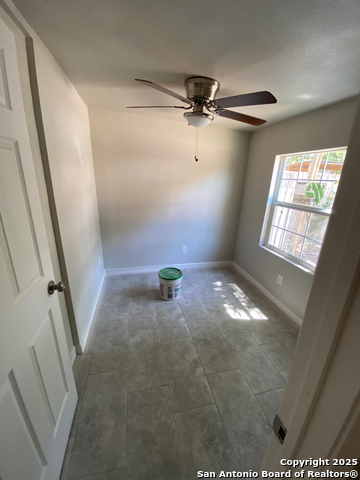 148 Gifford St Property Photo 8