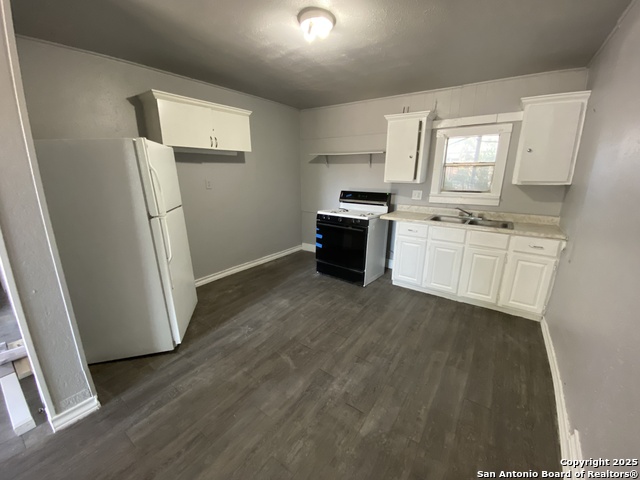 148 Gifford St Property Photo 10