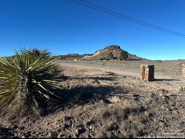 502 E Musquiz Property Photo 1