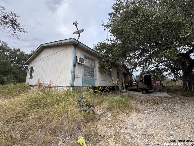 1720 River Oaks Dr Property Photo