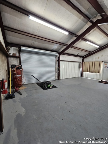 458 Jones Ave Property Photo 6