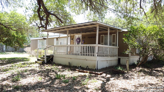 128 Winship Rd Property Photo 1