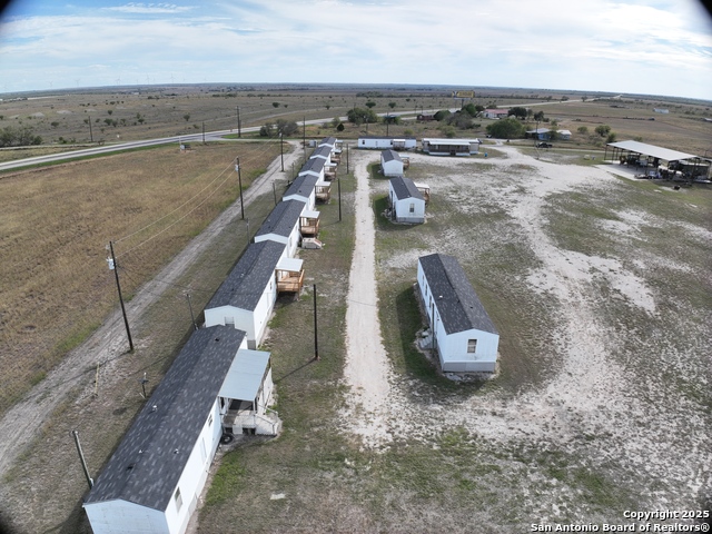 6542 County Rd 152 Property Photo 1