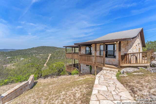 523 Cat Claw Mountain Property Photo
