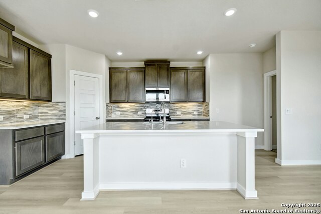 1592 Estelea Grove Property Photo 5