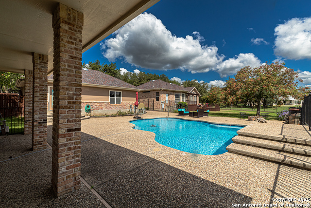 105 Cibolo Pass Property Photo