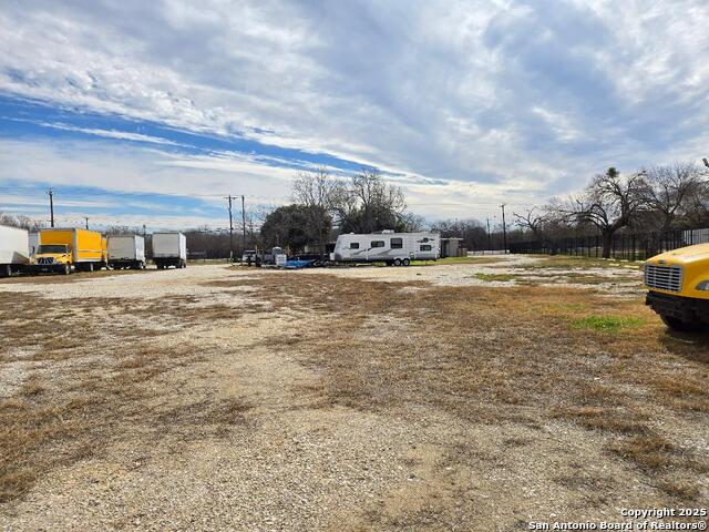 6123 Enrique M Barrera Property Photo 21