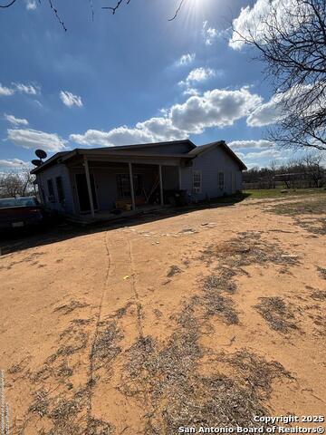 17423 Fx Ball Property Photo