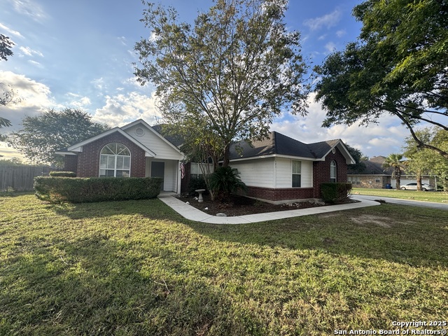 521 Woodlake Property Photo