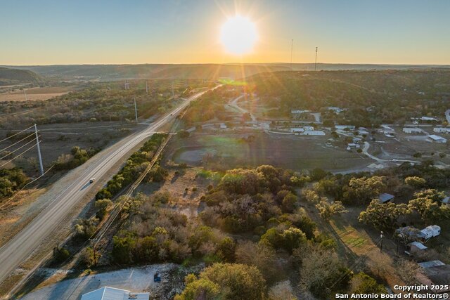 3510 Medina Hwy Property Photo 8