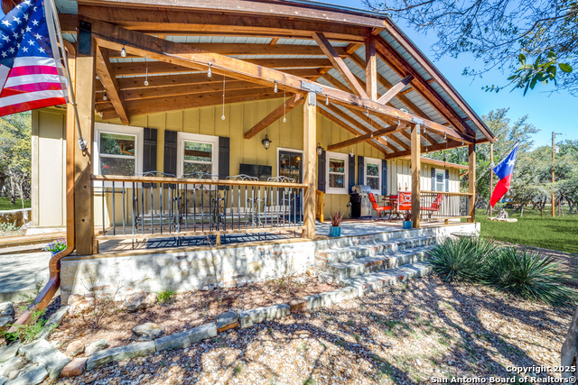 954 Lakeside Dr Property Photo