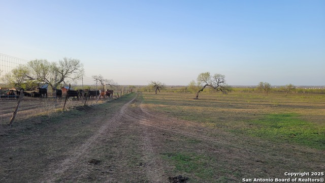 210 E Loop 1604 S Property Photo 10