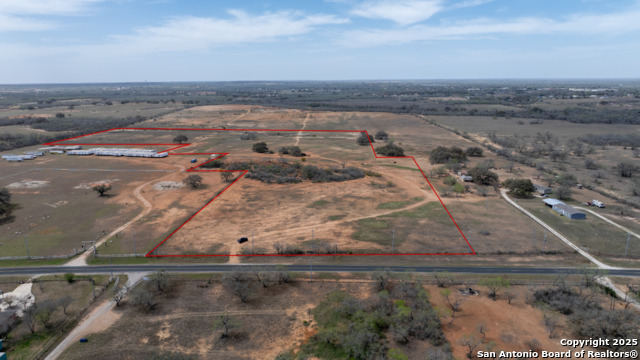 20491 Senior Rd Property Photo 3