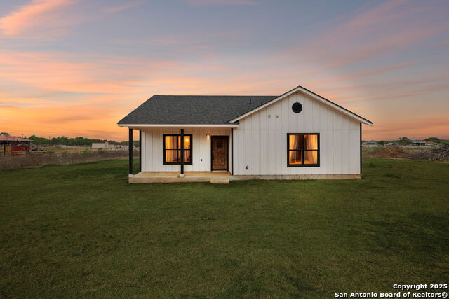 20922 Kinney Property Photo 1