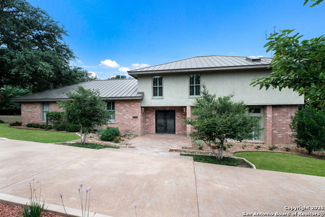 2923 Scattered Oaks Property Photo 1