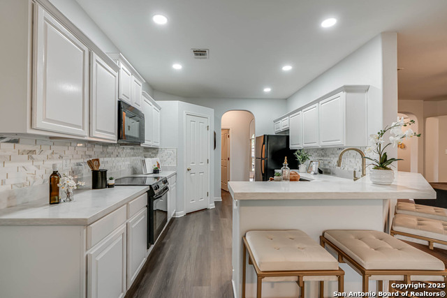 9212 Holly Star Property Photo