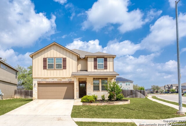 15303 Kellyfield Bay Property Photo 1