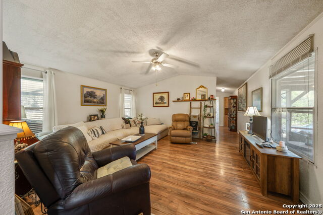 1128 Wright Property Photo 9