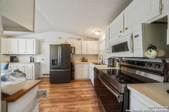 1128 Wright Property Photo 14