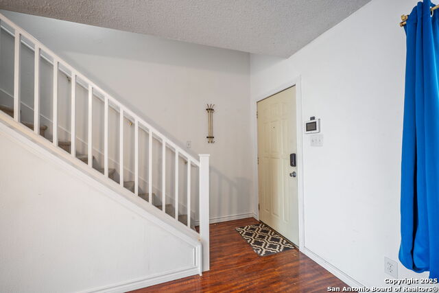 9911 Alexa Place Property Photo 4