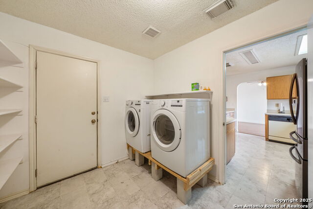 9911 Alexa Place Property Photo 14