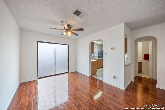 9911 Alexa Place Property Photo 15