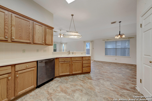 9406 Llano Verde Property Photo 15
