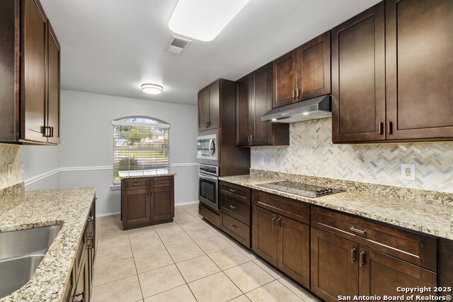1339 Tiger Path Property Photo 3